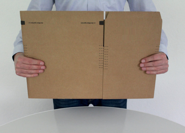 Unser Automatik-Karton - platzsparend flachliegend