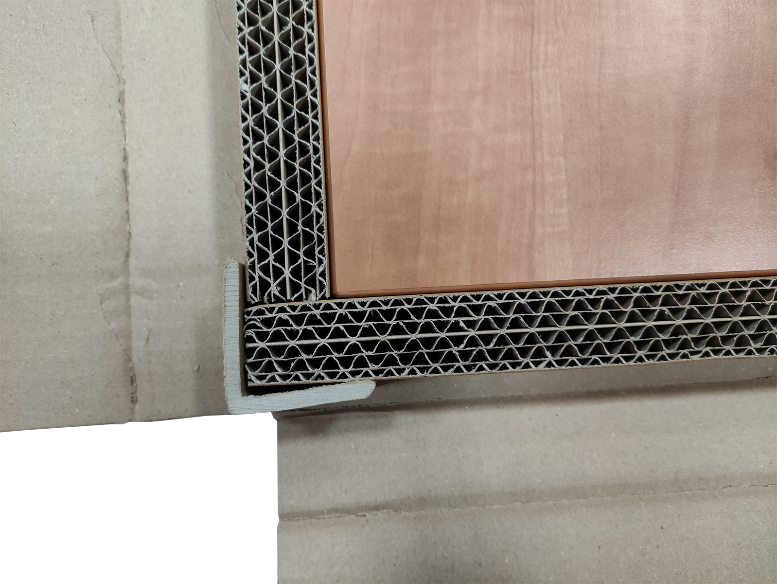 Verpackung für Tischplatten nach Maß