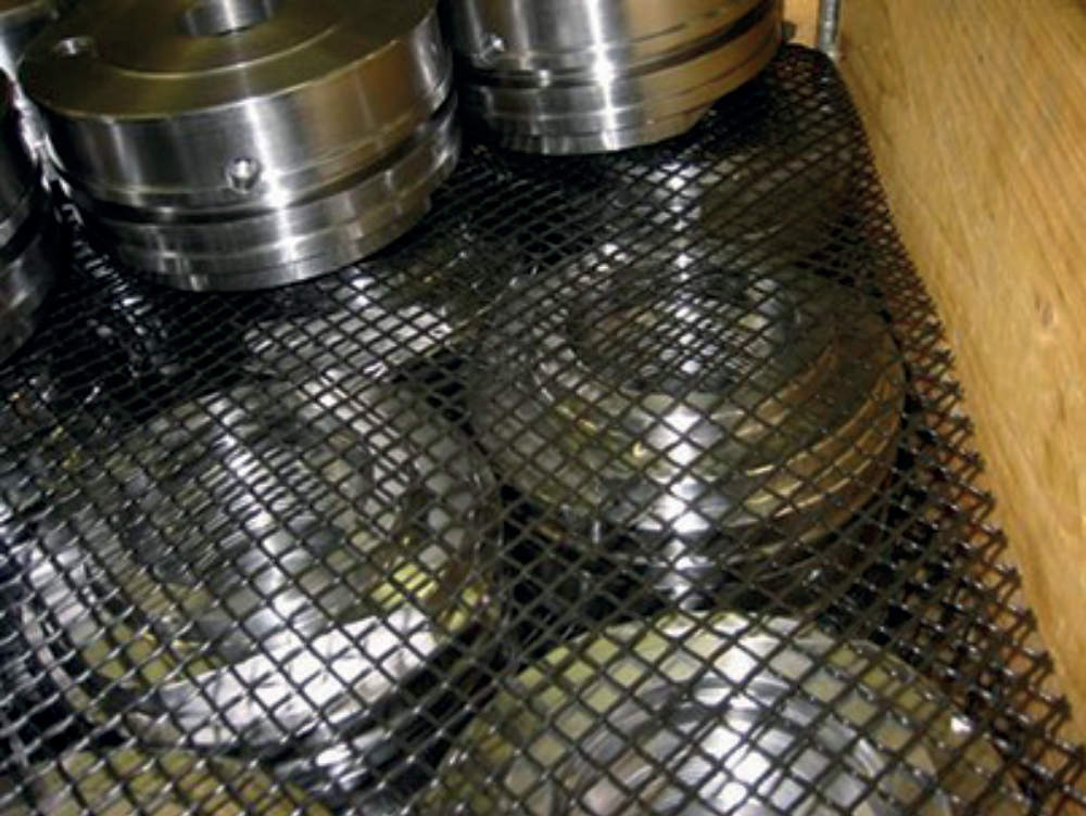 Oberflächenschutznetze auch als Zwischenschicht geeignet