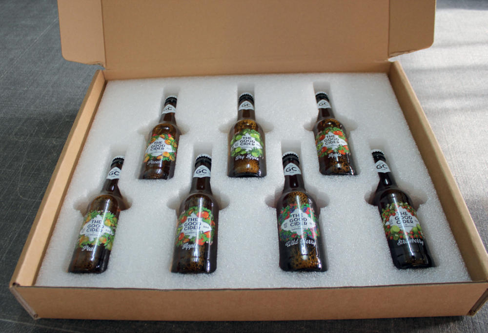 Flaschen kommen sicher an in unserer Schaumverpackung