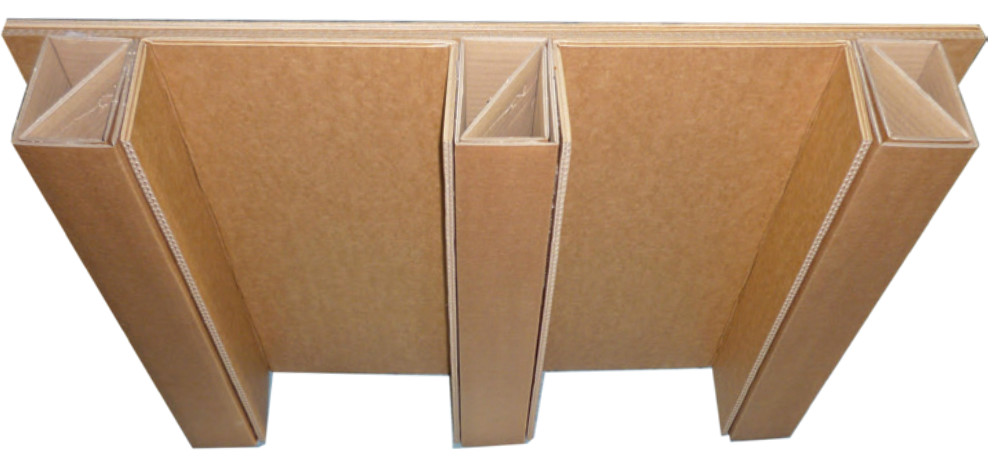 Wellpapp-Palette mit gewickelten Balkenfüße WPAL 800 x 600mm